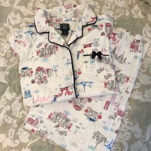 Chic PJs Paris 🚲 London💂🏻‍♂️more ⛩! Tee & Pants